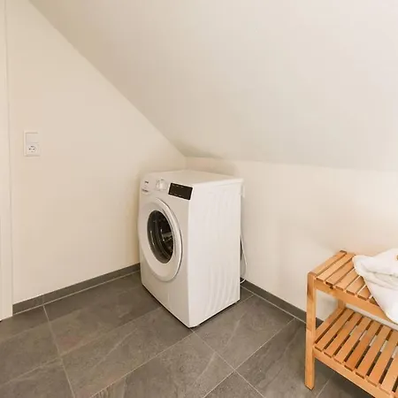 Dachgiebeloase Apartment *